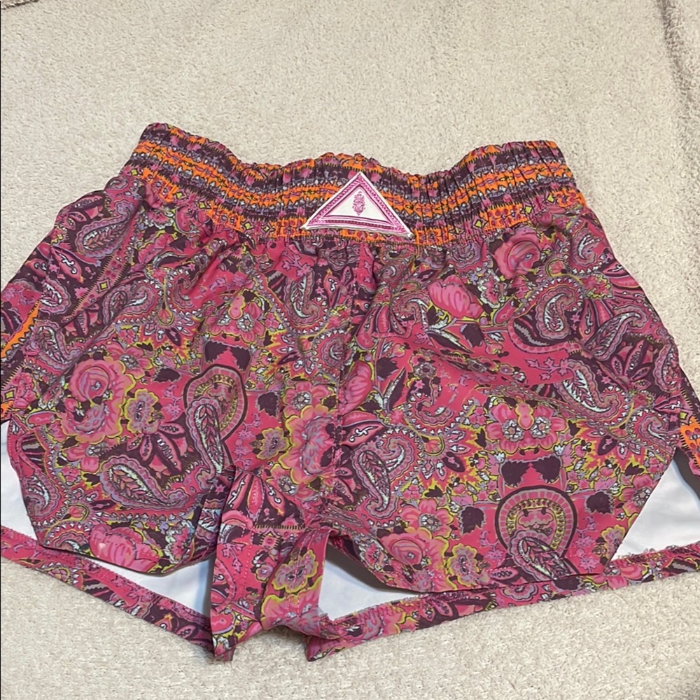 FREE PEOPLE Athletic Shorts with Paisley Print
